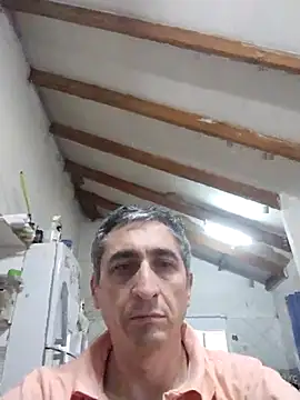 Snapshot of Alejandro83bsf chatting on 08/05/26, 04:34 Alejandro83bsf online show from 08/05/26, 04:34