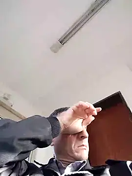 Alejandro83bsf online show from 06/12/26, 01:53