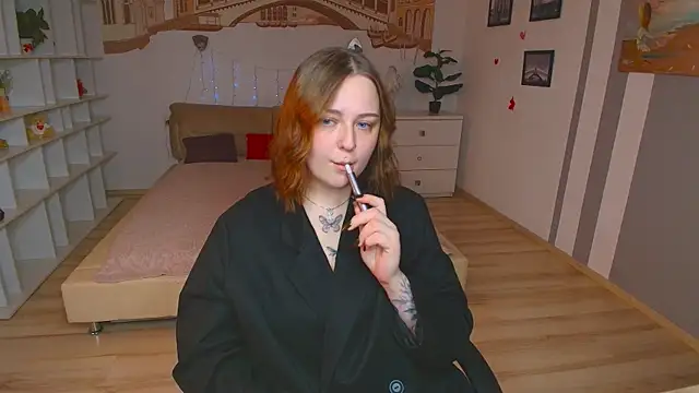 RosalinKirsten online show from 05/04/26, 06:49