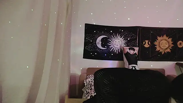 iintimate flesh online show from 07/06/26, 10:34