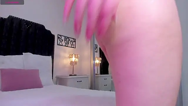 karola   online show from 05/03/26, 12:53