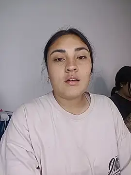 Snapshot of -brendda- chatting on 06/19/26, 11:53 -brendda- online show from 06/19/26, 11:53