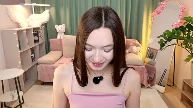 Miiya Aria  online show from 06/04/26, 01:10