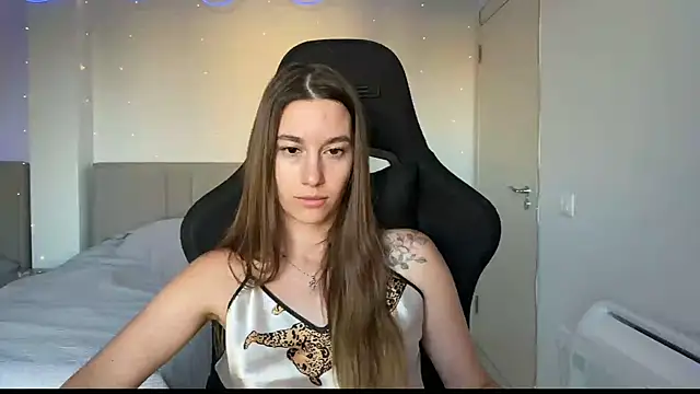 PrincesSsLilu online show from 06/12/26, 05:21