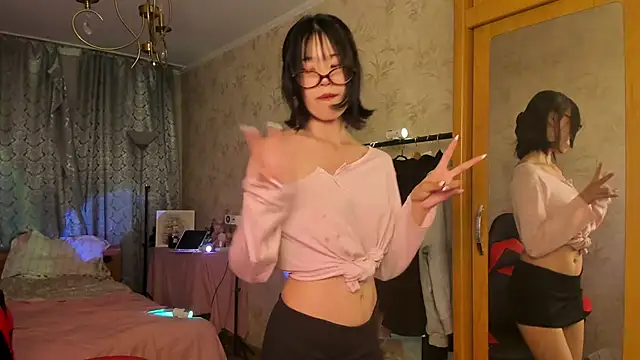 Akiba cute online show from 06/29/26, 05:12
