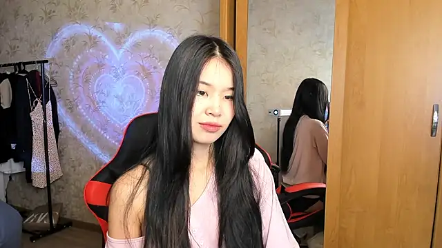 Akiba cute online show from 05/14/26, 12:35