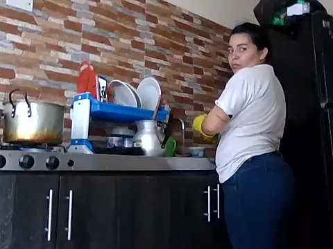 SweetNataly2123 online show from 05/04/26, 07:17