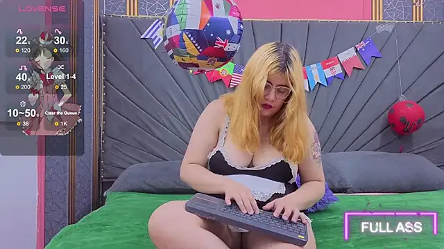 valeria-niuk online show from 07/09/26, 08:08