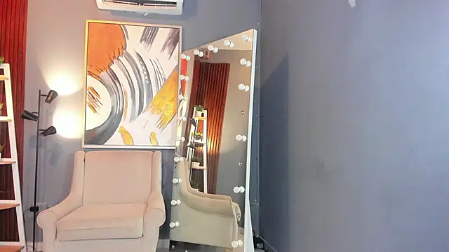 Kiara Curls online show from 06/15/26, 12:05