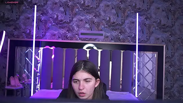 LizaTiffanya  online show from 04/28/26, 10:08