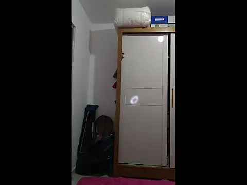 Kellylinguica online show from 04/27/26, 04:05