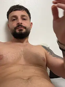 Damiannn33 online show from 04/27/26, 09:02