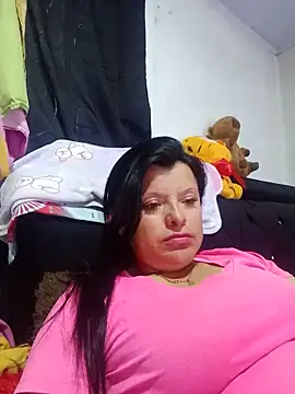 Snapshot of Samantha_Kieran chatting on 06/16/26, 11:05 Samantha Kieran online show from 06/16/26, 11:05