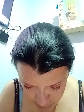 Snapshot of Samantha_Kieran chatting on 05/23/26, 04:17 Samantha Kieran online show from 05/23/26, 04:17