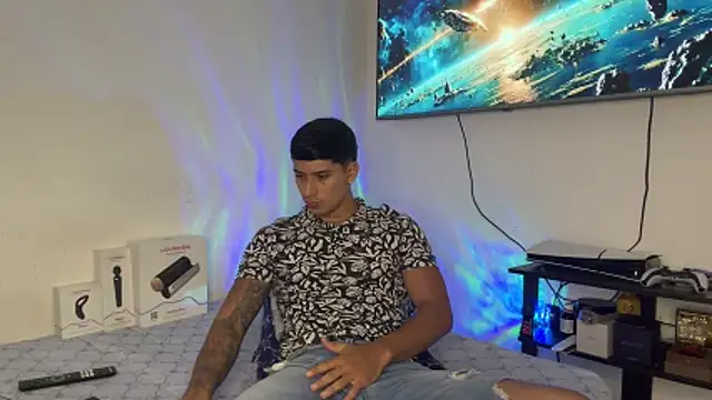 SexxxySquirterStev777 online show from 05/08/26, 01:59