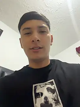 SexxxySquirterStev777 online show from 07/21/26, 01:34