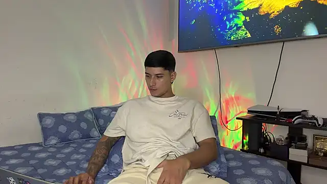 SexxxySquirterStev777 online show from 06/12/26, 01:09