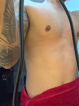 SexxxySquirterStev777 online show from 07/06/26, 01:51
