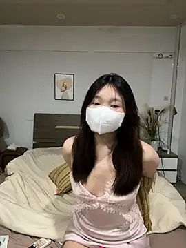 Ni Tran online show from 05/17/26, 06:08