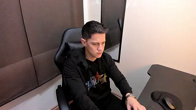 KendricTorres online show from 05/26/26, 01:42