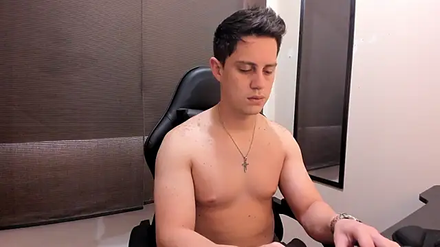 KendricTorres online show from 06/20/26, 02:44