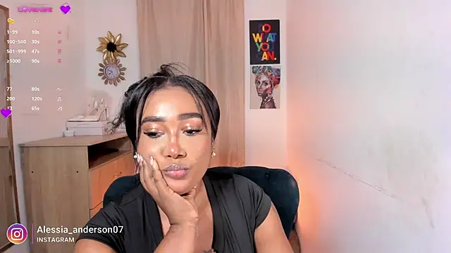 Snapshot of alessia_anderson chatting on 03/05/25, 06:01 alessia anderson online show from 03/05/25, 06:01