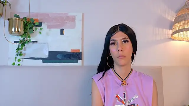 ZoeyPetit online show from 06/14/26, 06:53