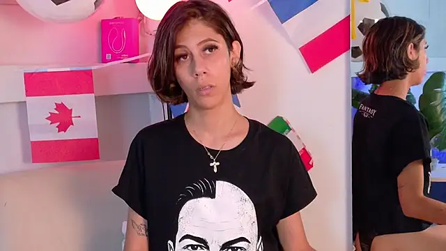 ZoeyPetit online show from 06/29/26, 08:08