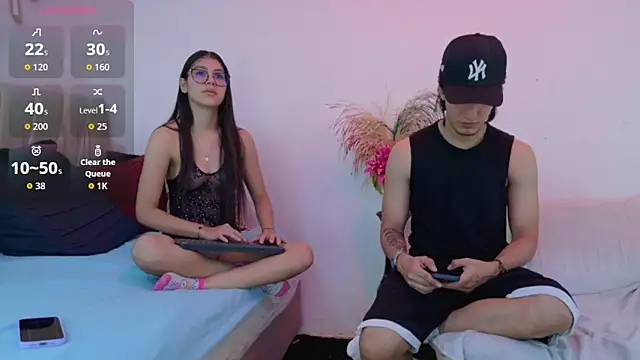 sweetauracouple online show from 06/20/26, 12:10