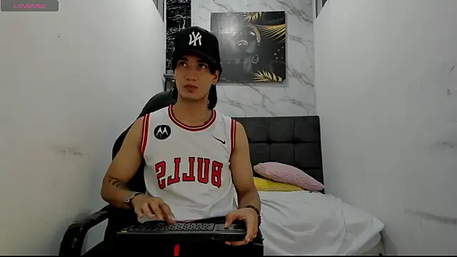 sweetauracouple online show from 07/08/26, 02:57