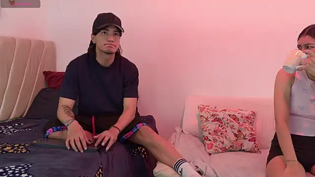 sweetauracouple online show from 05/23/26, 11:53