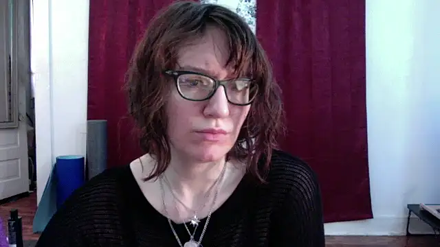 Snapshot of AnnywnBelle chatting on 05/17/26, 08:20 AnnywnBelle online show from 05/17/26, 08:20