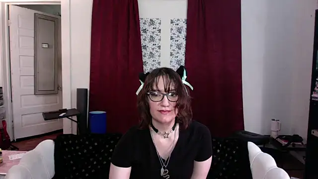 Snapshot of AnnywnBelle chatting on 05/28/26, 08:15 AnnywnBelle online show from 05/28/26, 08:15