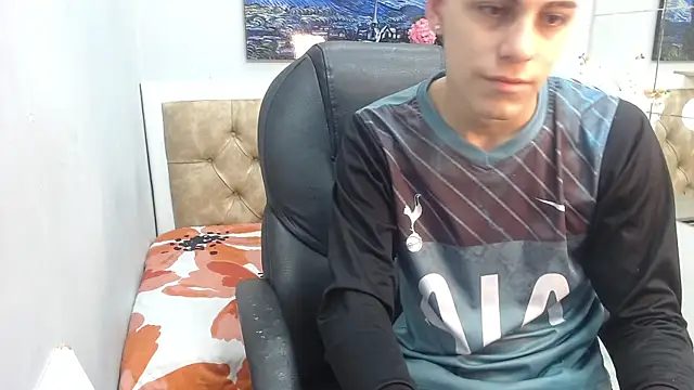 Ethanx18  online show from 05/18/26, 11:26