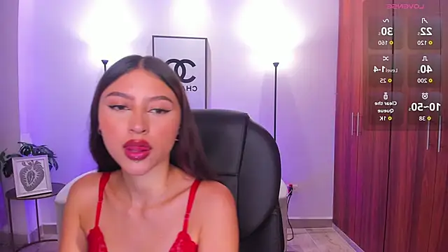 Nikky sweett  online show from 05/19/26, 10:28