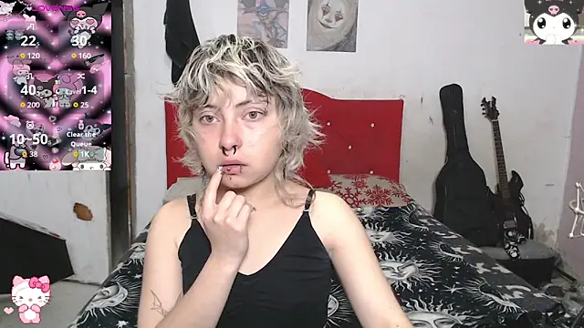 Snapshot of Cute_Chrixxx chatting on 06/16/26, 12:05 Cute Chrixxx online show from 06/16/26, 12:05