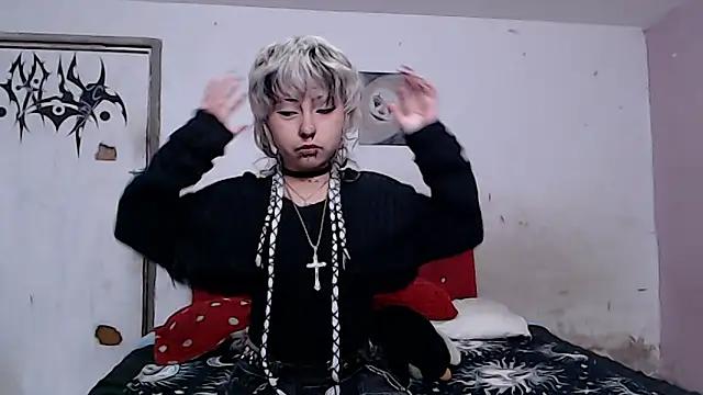 Cute Chrixxx online show from 05/11/26, 11:44