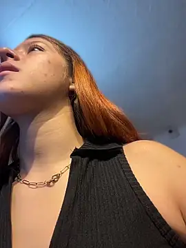 Snapshot of Ally_sunnn chatting on 06/11/26, 10:07 Ally sunnn online show from 06/11/26, 10:07