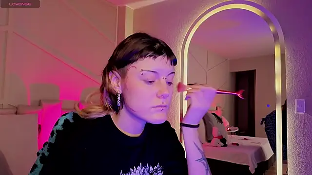 Rossiee huntt online show from 05/20/26, 12:13