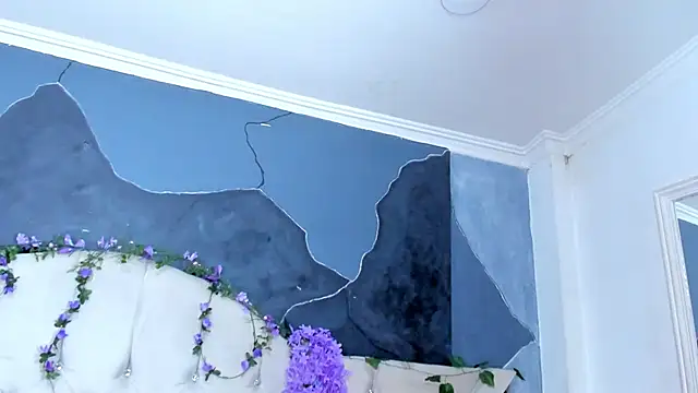 HayleyRoss  online show from 05/26/26, 02:04