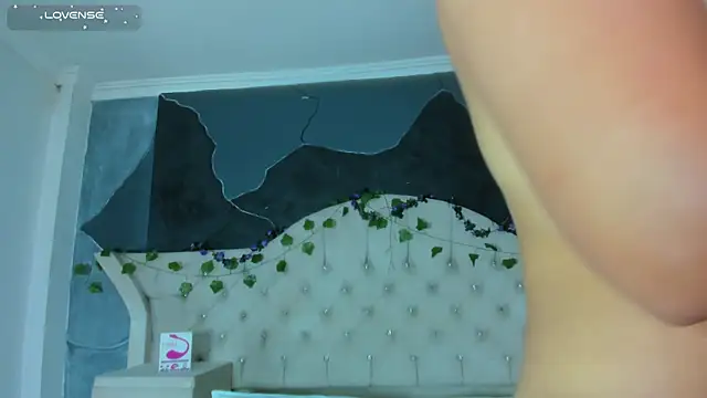 HayleyRoss  online show from 05/11/26, 02:45
