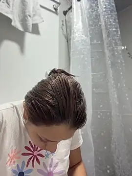 HayleyRoss  online show from 06/20/26, 10:26