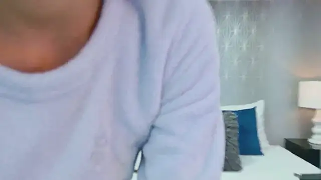 VioletSweetts online show from 04/28/26, 09:30