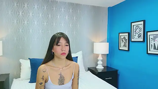 VioletSweetts online show from 05/20/26, 07:22