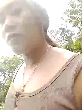 Lusy bae online show from 04/28/26, 02:21