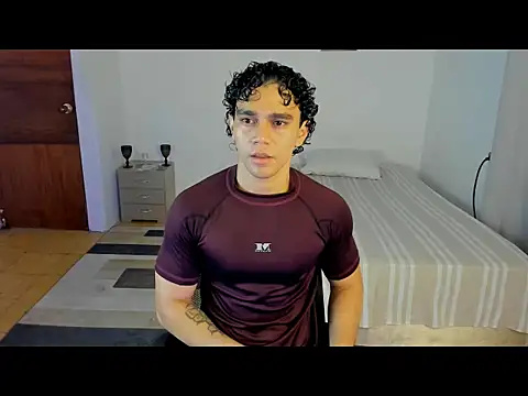 Snapshot of mateo_jack chatting on 06/02/26, 01:44 mateo jack online show from 06/02/26, 01:44