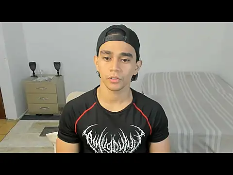 Snapshot of mateo_jack chatting on 05/20/26, 01:41 mateo jack online show from 05/20/26, 01:41