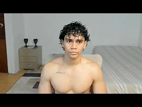 Snapshot of mateo_jack chatting on 05/16/26, 01:32 mateo jack online show from 05/16/26, 01:32