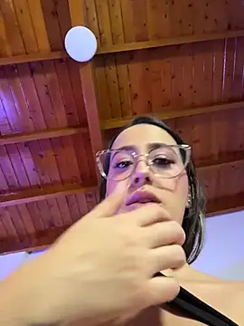 RenataVelasquez online show from 06/30/26, 04:01