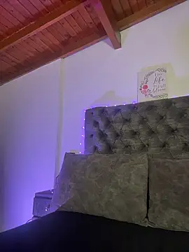 RenataVelasquez online show from 06/26/26, 04:18